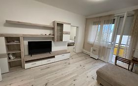 Malompark Apartman With Free Parking