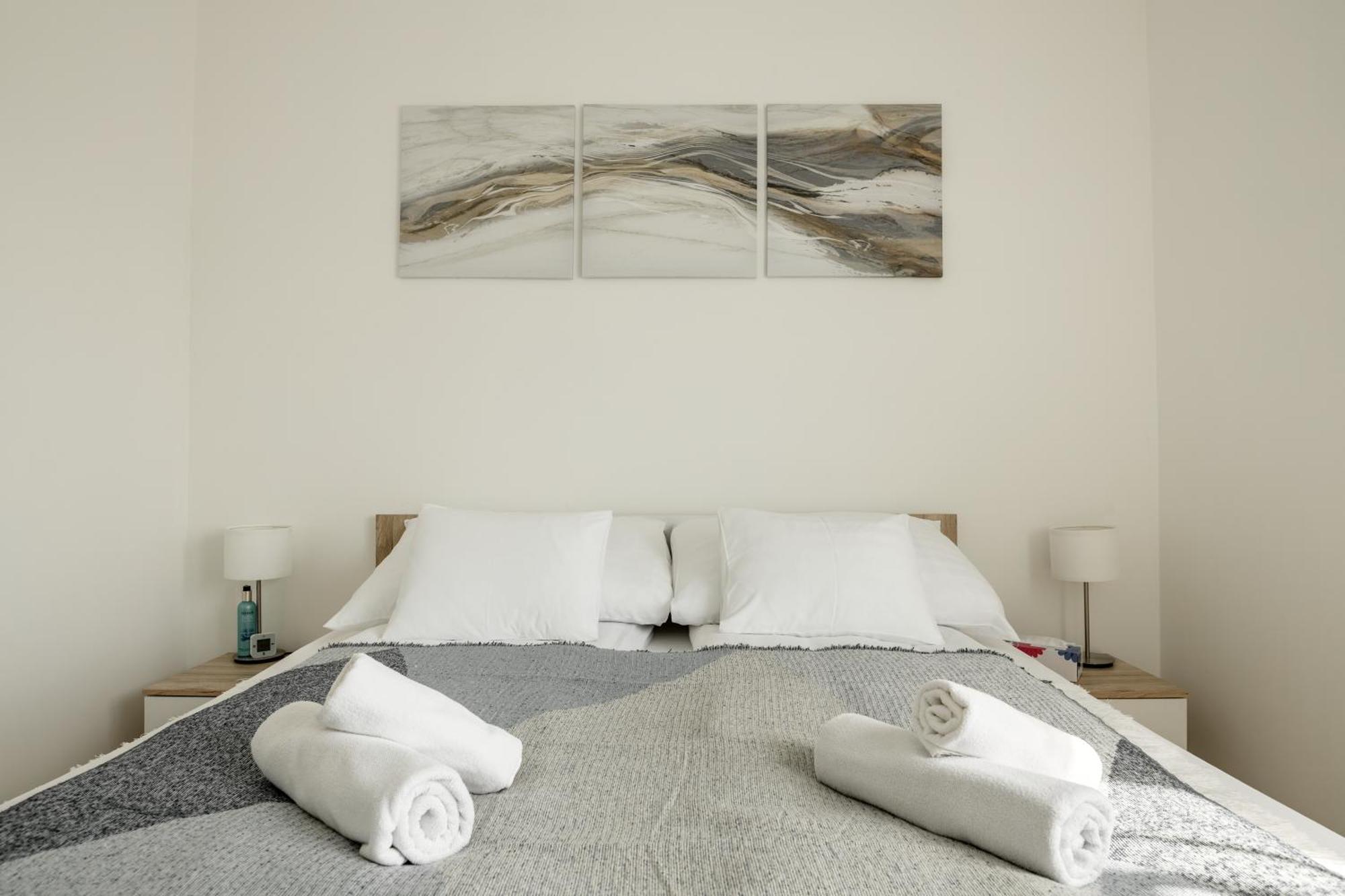 Malompark Apartman With Free Parking Дебрецен Екстер'єр фото